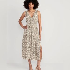 Waist-Defined Floral Sleeveless Tie-Back Maxi Dress